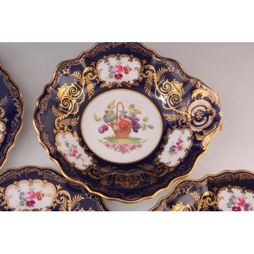 106 - AN EARLY 20TH CENTURY SPODE COPELANDS DESSERT SERVICE including six plates and two dishes decorated ... 