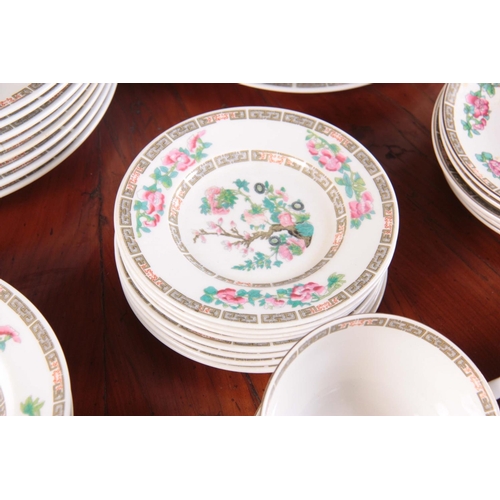 118 - AN INDIAN TREE PATTERN MADDOCK DINNER SERVICE