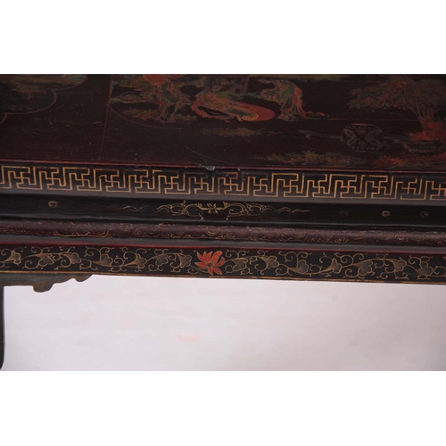 136 - A LATE 19TH CENTURY CHINESE CHINOISERIE LAQUERED SIDE/ALTER TABLE the top with coloured decorated pa... 