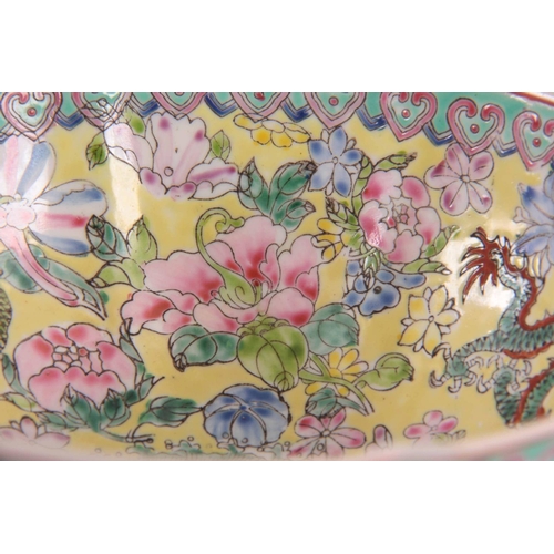 176 - A 20TH CENTURY CHINESE REPUBLIC PERIOD FAMILLE ROSE EGGSHELL BOWL with scalloped rim and decorated w... 