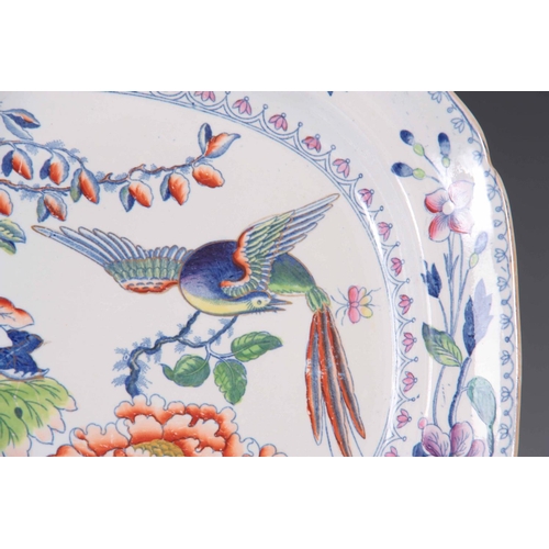 60 - AN EARLY/MID 19TH CENTURY DAVENPORT STONE CHINA SERVING DISH / PLATE with colourfully decorated orie... 