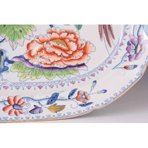 60 - AN EARLY/MID 19TH CENTURY DAVENPORT STONE CHINA SERVING DISH / PLATE with colourfully decorated orie... 