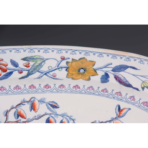 60 - AN EARLY/MID 19TH CENTURY DAVENPORT STONE CHINA SERVING DISH / PLATE with colourfully decorated orie... 