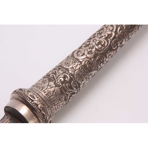 261 - AN IMPRESSIVE 19TH CENTURY INDIAN SILVER PRESENTATION SWORD WITH SECTIONAL SCABBARD the tapering han... 