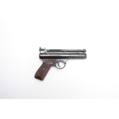 271 - A WEBLEY PREMIER F-SERIES .22 AIR PISTOL serial number 583, having a chequered grip and black steel ... 