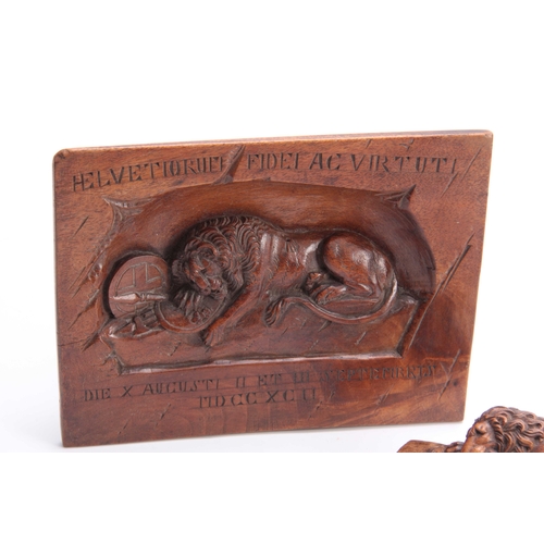 359 - A 19TH CENTURY SWISS BLACK FOREST WALNUT WALL PLAQUE depicting the lion Luzern 22cm wide 16cm high A... 