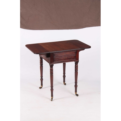 1023 - A WILLIAM IV MAHOGANY PEMBROKE / LAMP TABLE OF SMALL SIZE with hinged fall down sides and frieze dra... 