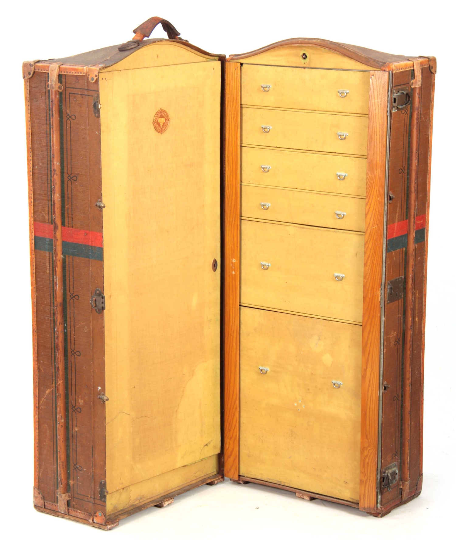 Past auction: Louis Vuitton wardrobe steamer trunk early 20th
