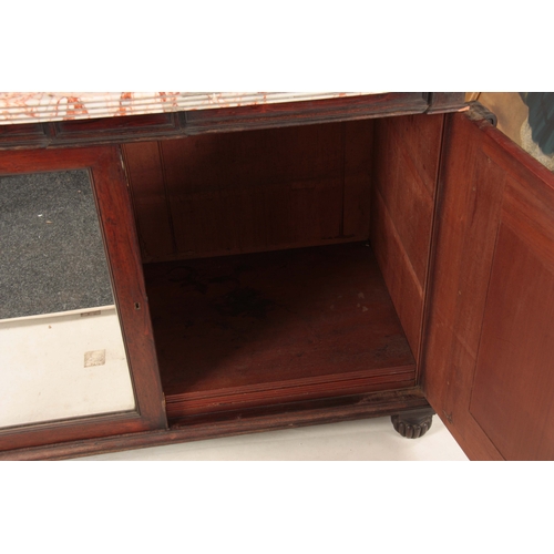 1085 - AN EARLY 19TH CENTURY ROSEWOOD CABINET IN THE MANER OF GILLOWS having a thick cut veined marble top ... 