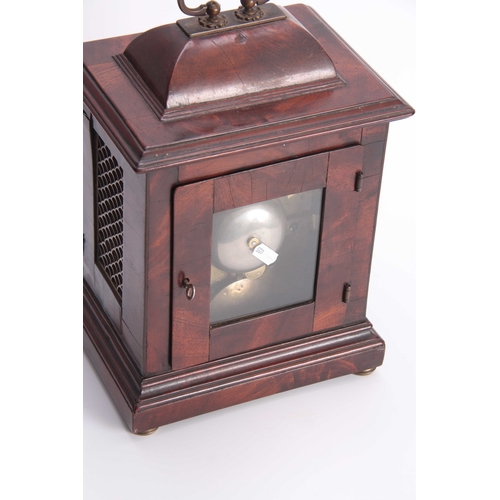 845 - W JACKSON. LONDON A SMALL WILLIAM AND MARY STYLE WALNUT BRACKET CLOCK having an inverted bell top ca... 