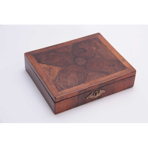 950 - A SMALL WILLIAM AND MARY OYSTER VENEERED OLIVEWOOD LACE BOX with hinged lid revealing a painted inte... 