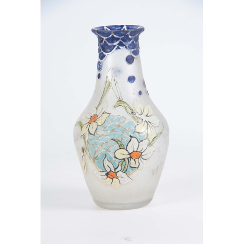 41 - AN EARLY 20TH CENTURY LEGRAS ACID ETCHED AND ENAMELLED GLASS VASE decorated with daffodils bearing a... 