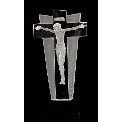 27 - A BOXED BACCARAT GLASS CRUCIFIX 22cm high.