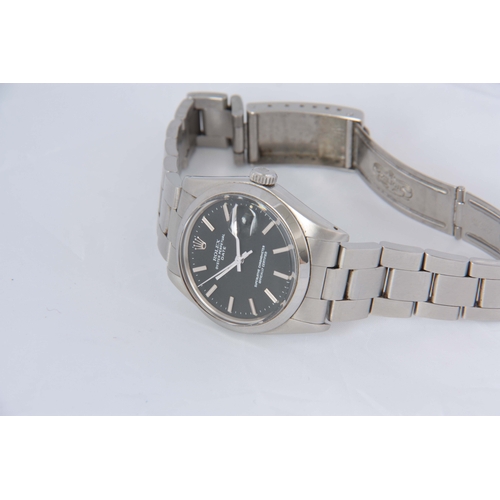 366 - A GENTLEMAN'S STAINLESS STEEL ROLEX OYSTER PERPETUAL DATE WRIST WATCH on an oyster bracelet, the bru... 