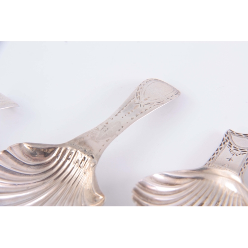 386 - A COLLECTION OF FOUR SILVER CADDY SPOONS app. 50.5g