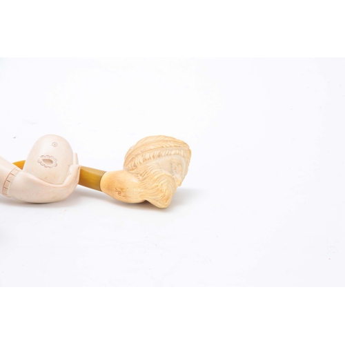 496 - A LARGE 19TH CENTURY MEERSCHAUM MASK HEAD PIPE TOGETHER WITH A COLLECTION OF TEN OTHER ORNAMENTAL PI... 