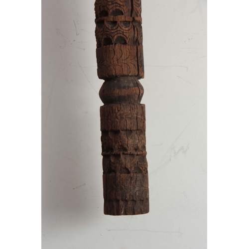 503 - AN ETHNIC AFRICAN TRIBAL MONKEY TOTEM POLE the totem carved out of a single piece of hardwood surmou... 