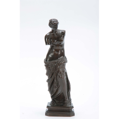 557 - A LATE 19th CENTURY GRAND TOUR PATINATED BRONZE SCULPTURE modelled as Venus de Milo on canted steppe... 