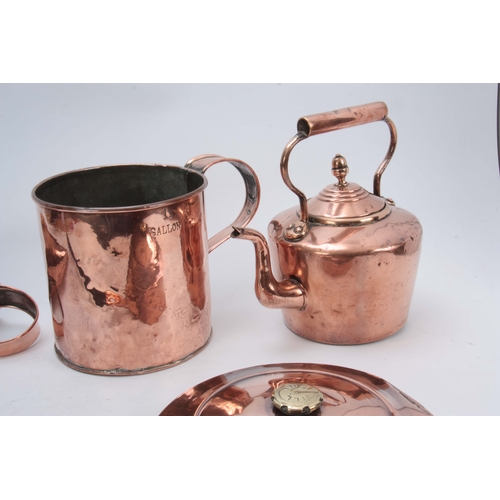 730 - A VICTORIAN CYLINDRICAL GALLON COPPER MEASURE, A VICTORIAN CIRCULAR COPPER KETTLE, A COPPER ALE MULL... 