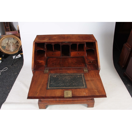 1234 - A LATE 17TH/EARLY18TH CENTURY HERRINGBONE STRUNG CROSSBANDED FIGURED WALNUT BUREAU OF SMALL SIZE the... 