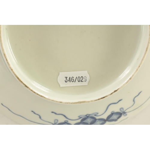 112 - A JAPANESE EDO PERIOD BLUE AND WHITE PORCELAIN DISH with lily spray decoration (20.5cm diameter )