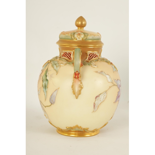 60 - A FINE ROYAL WORCESTER PORCELAIN POTPOURRI JAR AND COVER DECORATED WITH ENAMEL AND GILT EDGED FLORAL... 