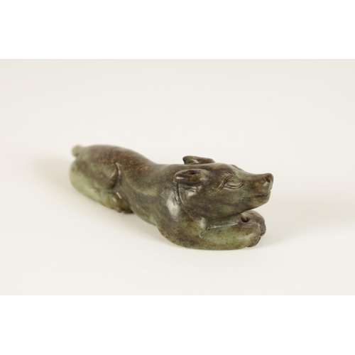 97 - A 19TH CENTURY CHINESE RUSET JADE CARVED SCULPTURE formed as a recumbent dog (7cm wide )