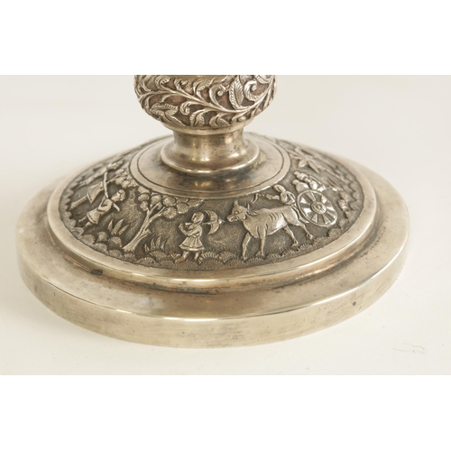 206 - AN IMPRESSIVE LATE 19TH/EARLY 20TH CENTURY ANGLO INDIAN SILVER TROPHY CUP IN A FITTED CARVED HARDWOO... 