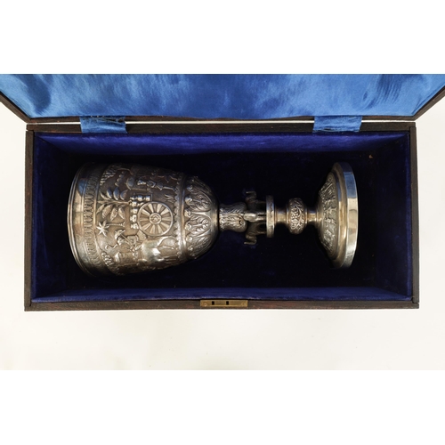 206 - AN IMPRESSIVE LATE 19TH/EARLY 20TH CENTURY ANGLO INDIAN SILVER TROPHY CUP IN A FITTED CARVED HARDWOO... 