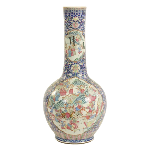 222 - A GOOD LATE 18TH/EARLY 19TH CENTURY CHINESE FAMILLE ROSE PORCELAIN FLOOR STANDING BOTTLE SHAPED VASE... 