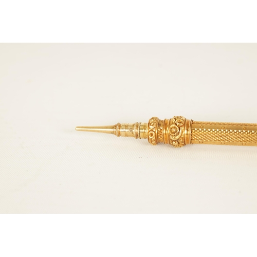 231 - A 9CT GOLD SAMPSON MORDAN & CO. PROPELLING PENCIL the signed shaft with engine-turned decoration, re... 