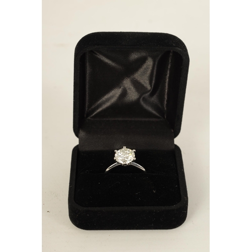 254 - A VERY FINE 18K WHITE GOLD 3CT SOLITAIRE DIAMOND RING the brilliant-cut stone (colour H-I, clarity V... 