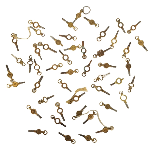 255 - A COLLECTION OF FIFTY POCKET WATCH WINDING KEYS of various sizes (50)