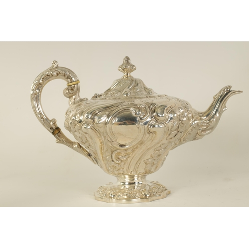 332 - A FINE MID 19TH CENTURY SCOTTISH SILVER THREE PIECE TEA SERVICE WITH MATCHING SILVER COFFEE POT of e... 