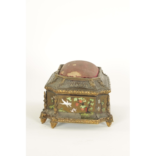 492 - A LATE 17TH/EARLY 18TH CENTURY CONTINENTAL ORMOLU MOUNTED TORTOISESHELL AND IVORY INLAID DRESSING TA... 