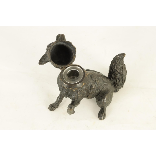 543 - A LARGE 19TH CENTURY CONTINENTAL ANIMALIER BRONZE INKWELL MODELLED AS A FOX with hinged head and gla... 