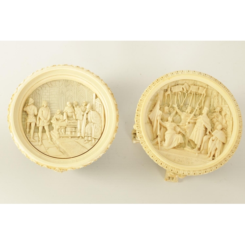 565 - AN EARLY 19TH CENTURY GRAND TOUR DIEPPE CARVED TRIPTYCH DEPICTING JOAN OF ARC mounted on an ivory an... 