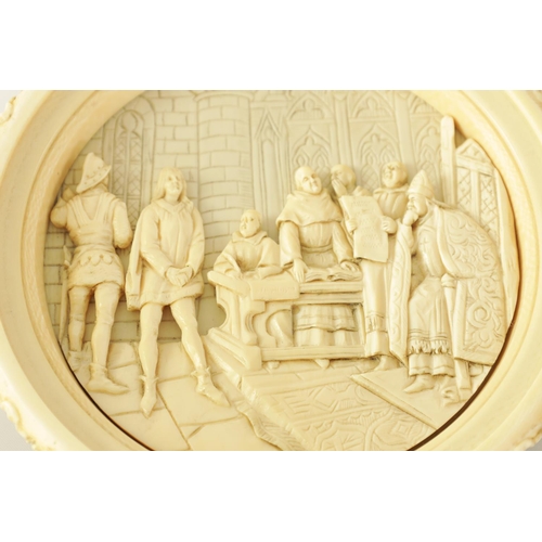 565 - AN EARLY 19TH CENTURY GRAND TOUR DIEPPE CARVED TRIPTYCH DEPICTING JOAN OF ARC mounted on an ivory an... 