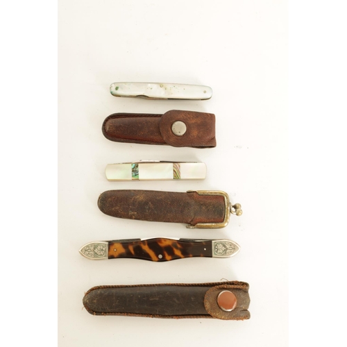 624 - A GOOD QUALITY JOSEPH RODGERS FOUR BLADE FOLDING KNIFE AND TWO OTHERS the Rodgers knife in unused co... 