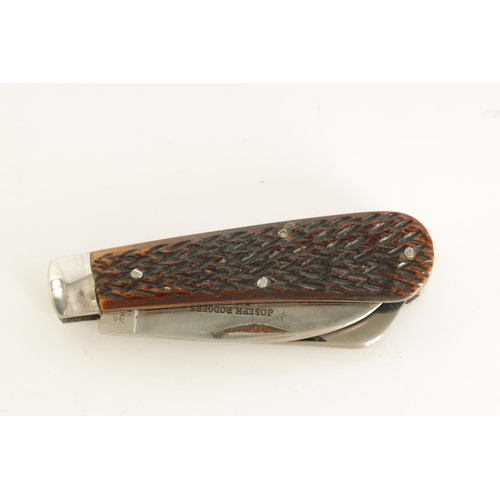 625 - AN UNUSED JOSEPH RODGERS TWIN BLADE FOLDING KNIFE still in the factory wrapping, having a chequered ... 