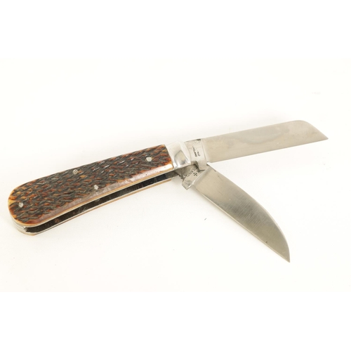 625 - AN UNUSED JOSEPH RODGERS TWIN BLADE FOLDING KNIFE still in the factory wrapping, having a chequered ... 