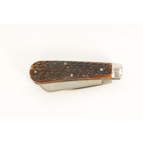 625 - AN UNUSED JOSEPH RODGERS TWIN BLADE FOLDING KNIFE still in the factory wrapping, having a chequered ... 