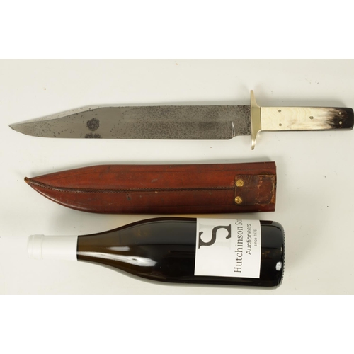 646 - A LARGE 19TH CENTURY HORN HANDLE BOWIE KNIFE BY BROOKES AND CROOKES, SHEFFIELD stamped steel blade b... 