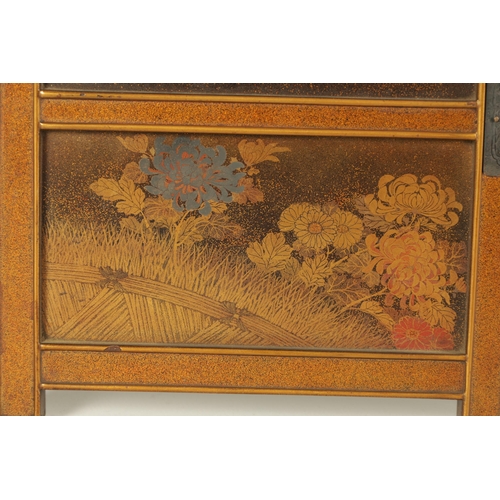 158 - A FINE JAPANESE MEIJI PERIOD SHIBAYAMA LAQUER WORK SCREEN finely decorated with mother of pearl, cor... 