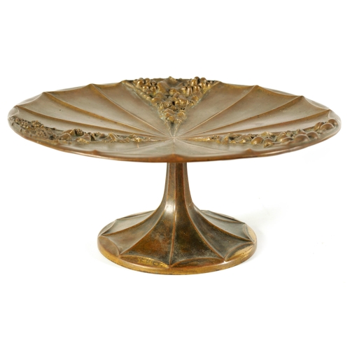 526 - LE ROYER (1858 - 1939) AN ART NOUVEAU CAST BRONZE TABLE TAZZA the circular segmented top with raised... 