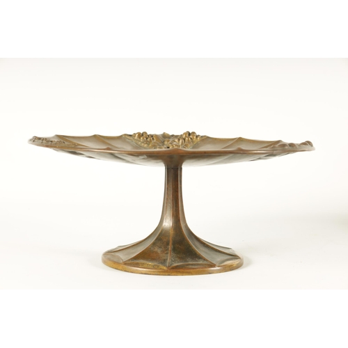 526 - LE ROYER (1858 - 1939) AN ART NOUVEAU CAST BRONZE TABLE TAZZA the circular segmented top with raised... 