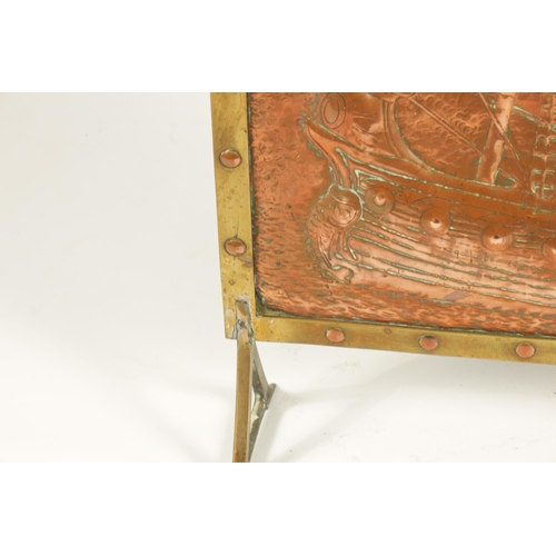 538 - AN ARTS AND CRAFTS COPPER FIRE SCREEN IN THE MANNER OF NEWLYN SCHOOL depicting a sailing ship within... 