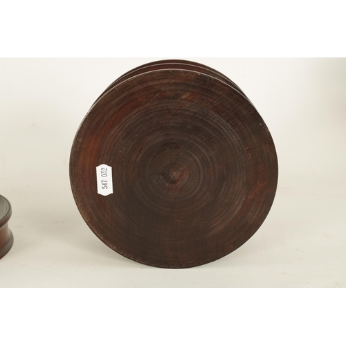 576 - A GOOD 18TH/19TH CENTURY LIGNUM VITAE TURNED TREENWARE LIDDED BOX of sectional form with dished ring... 