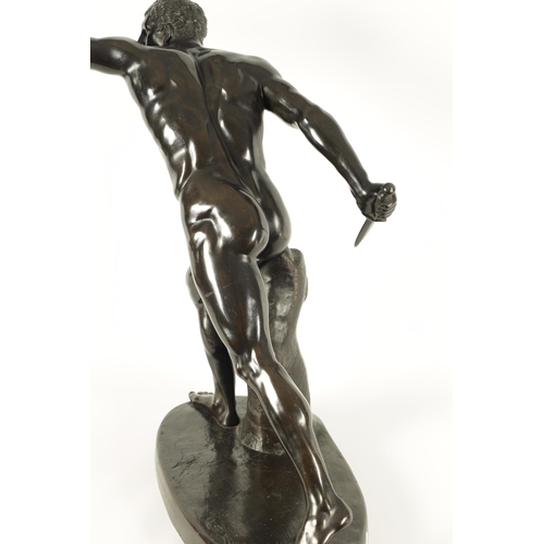 660 - AN IMPRESSIVE LARGE 19TH CENTURY PATINATED BRONZE SCULPTURE DEPICTING A BORGHESE GLADIATOR on an ova... 