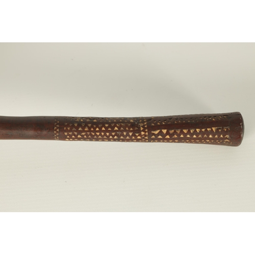 662 - A 19TH CENTURY FIGIAN ULA HARDWOOD THROWING CLUB with carved inlaid grip to the handle. (41.5cm over... 